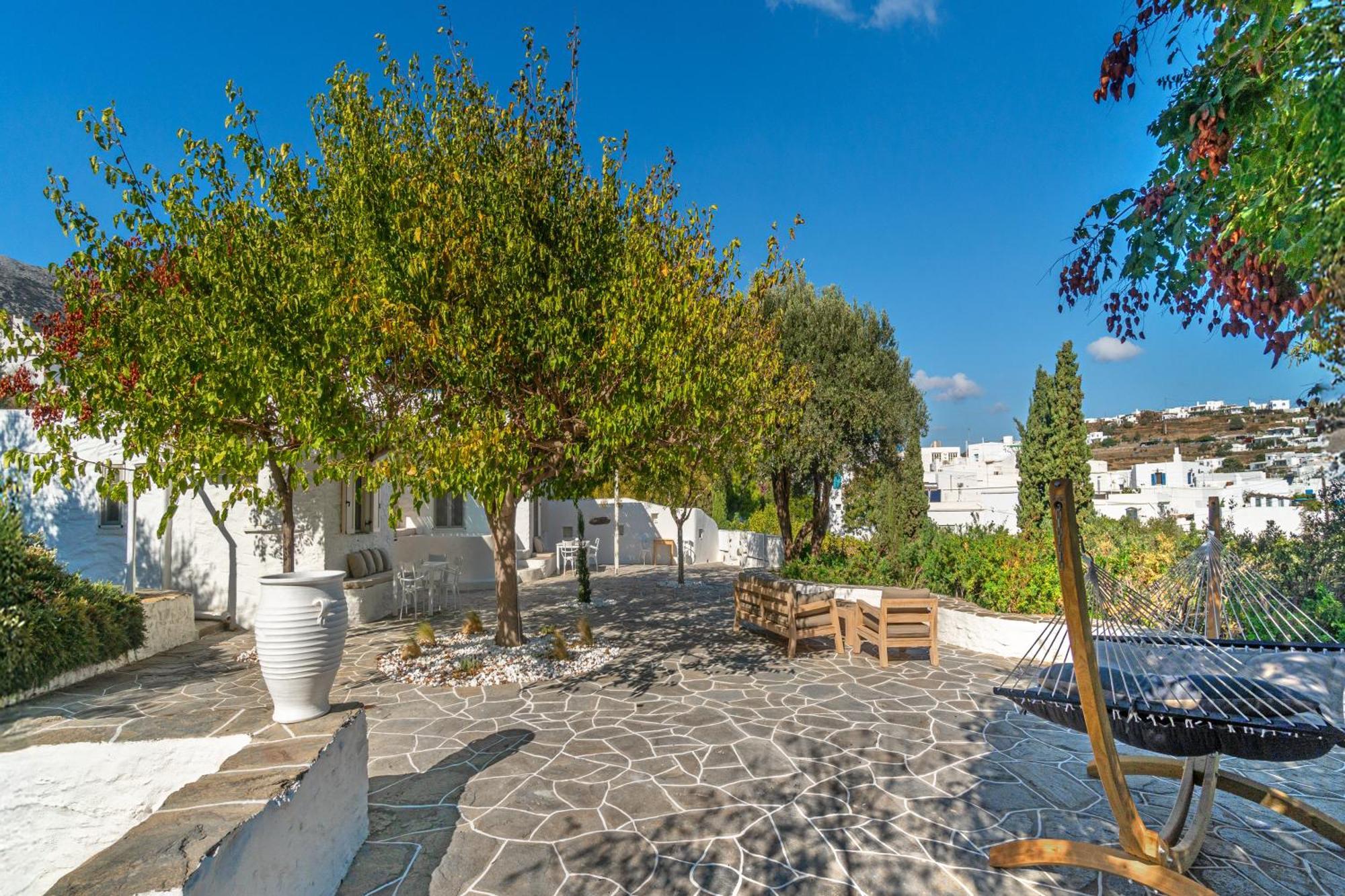 Rabagas Suites Luxury - In The Heart Of Sifnos アポロニア エクステリア 写真