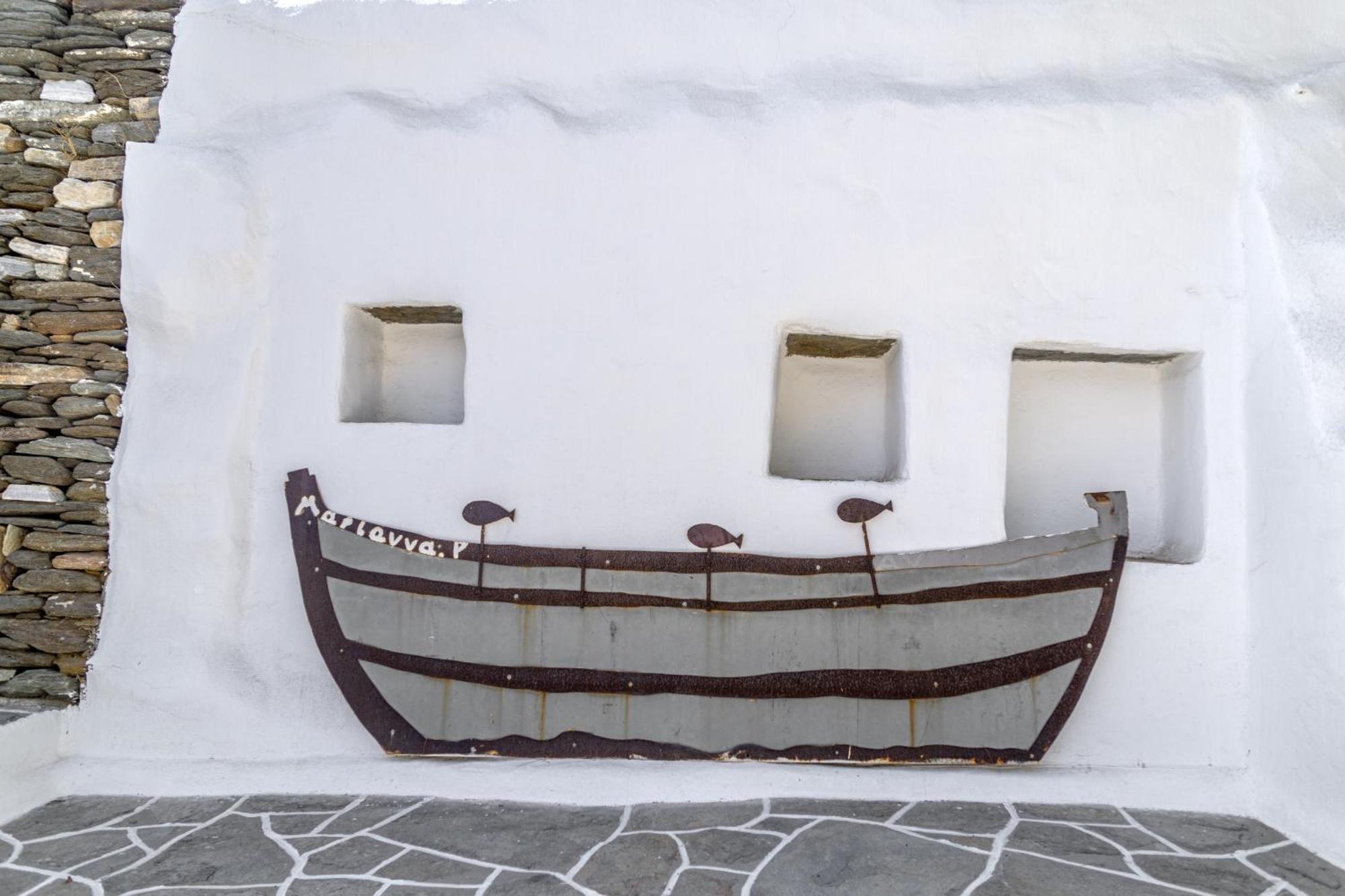Rabagas Suites Luxury - In The Heart Of Sifnos アポロニア エクステリア 写真