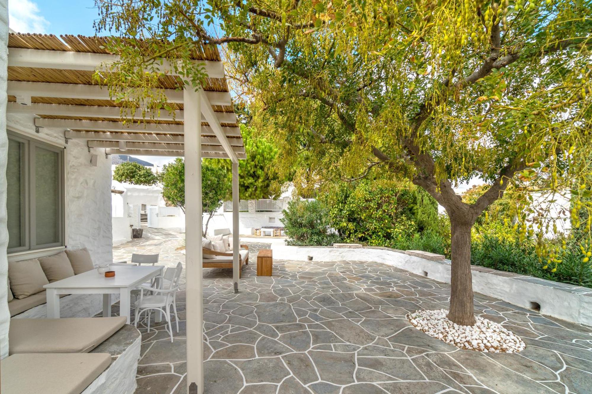 Rabagas Suites Luxury - In The Heart Of Sifnos アポロニア エクステリア 写真