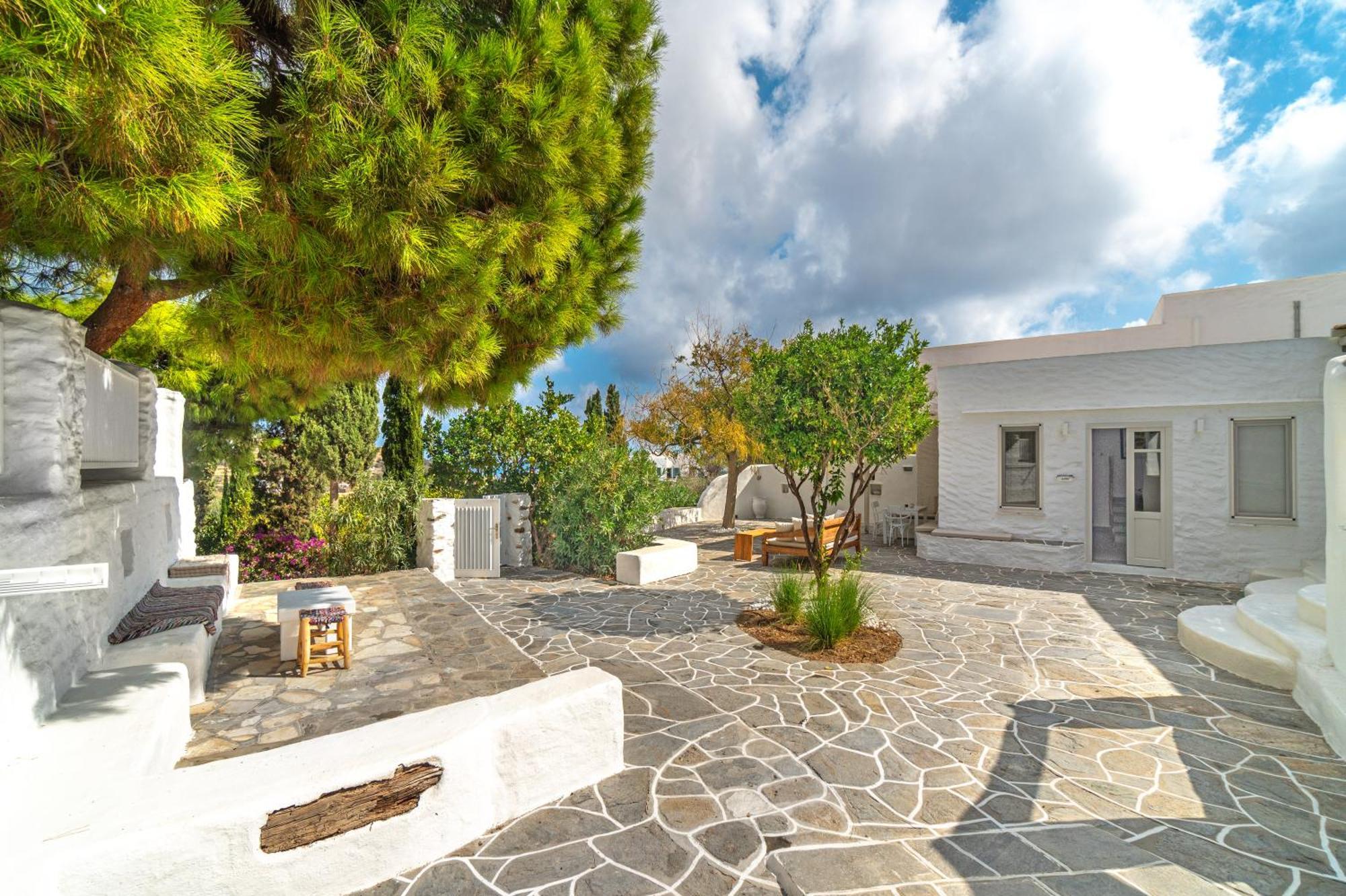 Rabagas Suites Luxury - In The Heart Of Sifnos アポロニア エクステリア 写真
