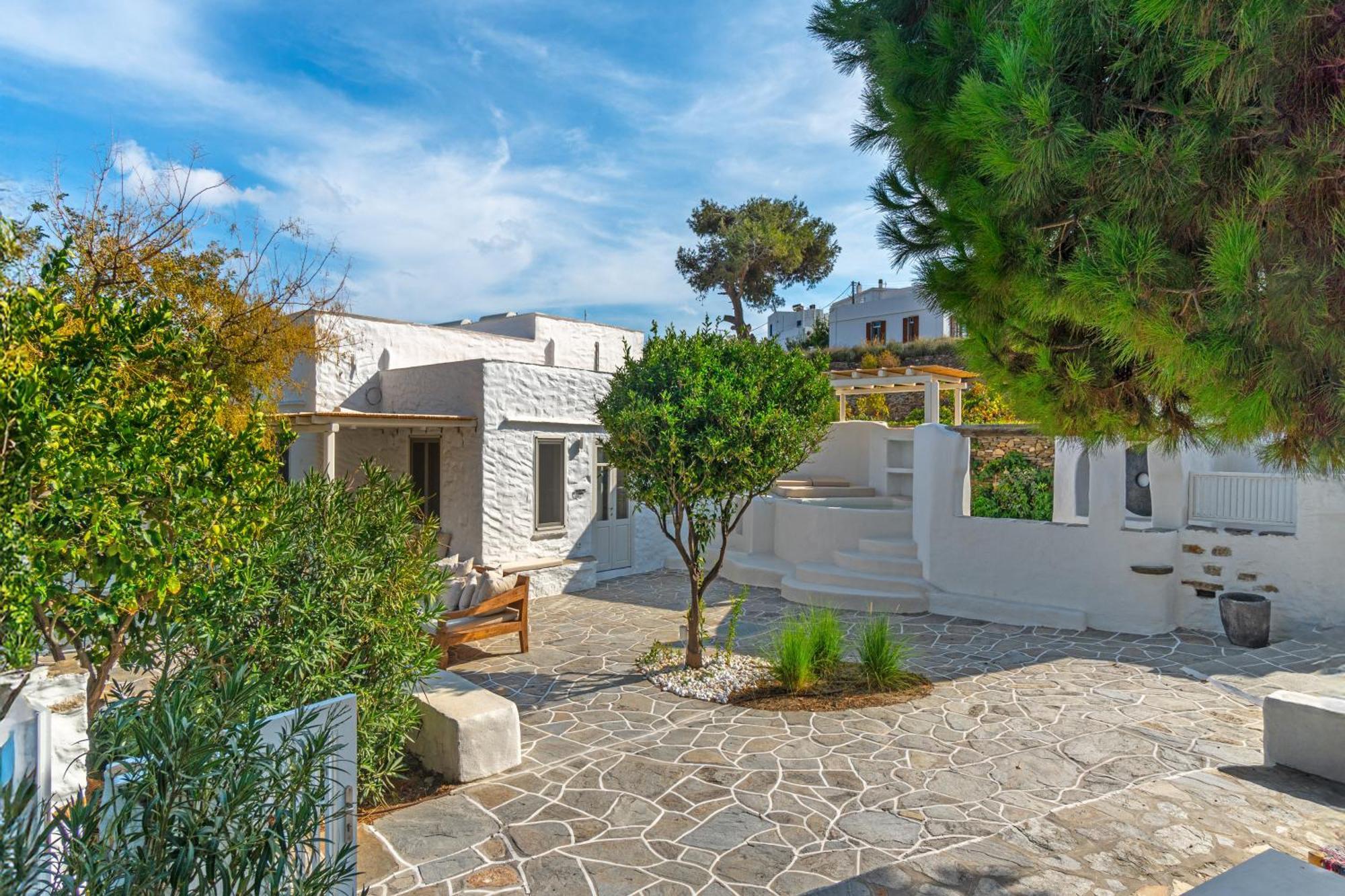 Rabagas Suites Luxury - In The Heart Of Sifnos アポロニア エクステリア 写真