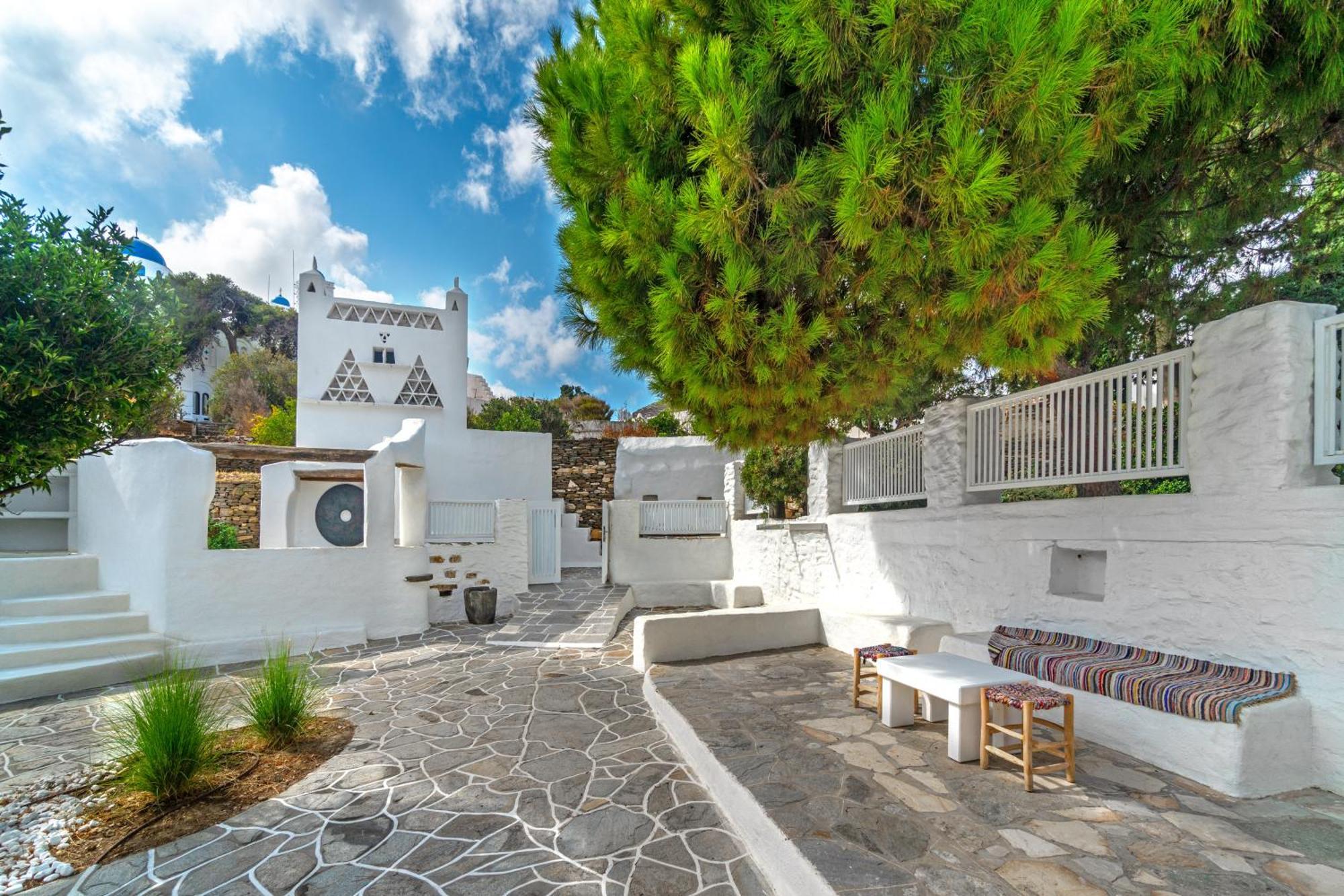 Rabagas Suites Luxury - In The Heart Of Sifnos アポロニア エクステリア 写真